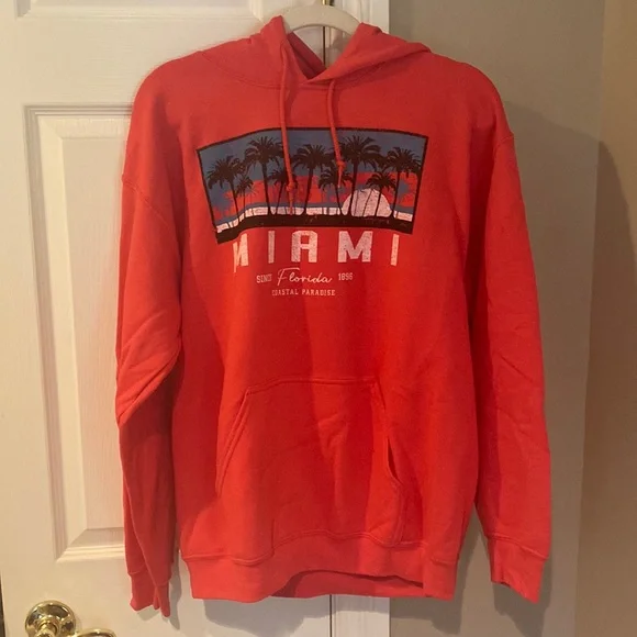 Sweatshirt - Picture 1 of 1